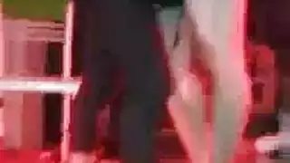 سمراء تحصل على مداعبة فموية ثم جنس اختراقي قاس
