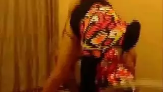 مهارات فنية في السرير: الممثلة الإباحية المحجبة