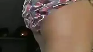 سعودي يضرب طيزه عراقيه العصاء