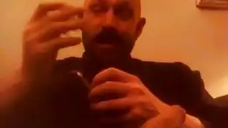 شقراء مدخنة تحصل على ضرب أنابيب شامل