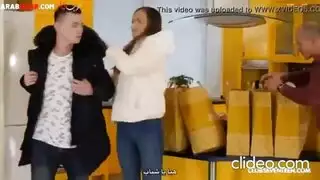 نيك مرات اب فى حمام
