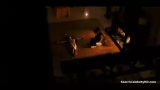 جنس فموي سحاقي: صديقتان تلمسان وتلعقان فرجها المبلل