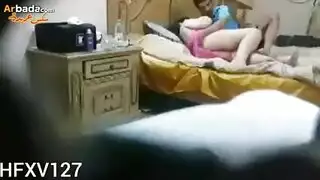 تمام حد اخوها وهيا عاريه