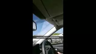 ثريصوم شيميل: مؤخرة كبيرة وثداء كبيرة في ماراثون جنس متحول