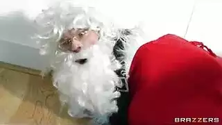 حصلت إليزابيث ديلاكروا على سمراوات صغيرة وسمرة سمراء ومارس الجنس بشدة ثم طلبت من صديقها مساعدتها