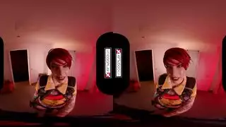 تجربة واقع افتراضي صريحة: فتاة لطيفة تبتلع قضيبًا سميكًا في عالم افتراضي