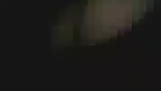 عاشقة محجبة تفتح ساقيها لجلسة إباحية عنيفة