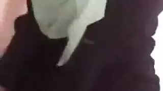 إباحية نار عربية: طالبة محجبة ومالك عدواني في ممارسة جنس بالشقة