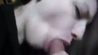 مصارعة زيت سحاقية ساخنة تؤدي إلى مقص ونيك مزدوج