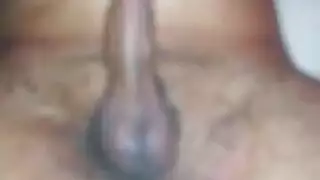 جلسة نيك مصرية جامحة: مص وتذوق زب عربي كبير