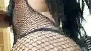زوجه الهندي إيبيزا الإسكات