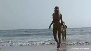 تدمير مؤخرة شيميل بوضعية كلابي