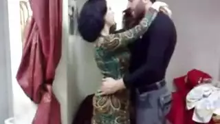 إباحية مصرية أصلية مع مشاهد قضيب كبير