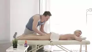 يضع المخدر لامة وينكها