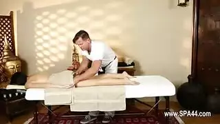 شريط نك أولي: البراءة تلتقي بالهاردكور
