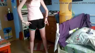 زوجت ألمانية في سن المراهقة مثليه