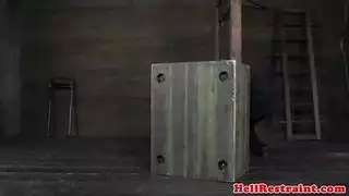 يعلم اخته النيك الخلفي