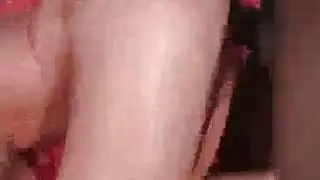 شقراء مثيرة جلسة جماع بوضعية الكلب تنتهي بالقذف داخلياً