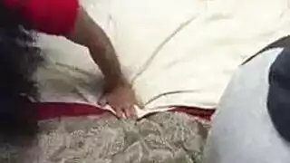 مص قضيب سميك هائل مع عمود شاحب قاسٍ