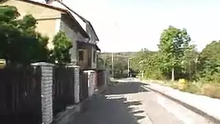 حفلة جماع شقراء مع نساء ممتلئات واقفات