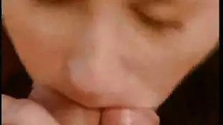 جلسة مثلثة ممتدة مع قضيبين عملاقين