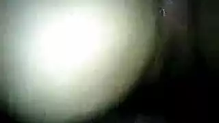 زوجة خائنة تلعق كس صديقتها الحلو أمام قضيبين أسود وأبيض