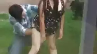 صغيرات بالغات في مشاهد جنسية صريحة