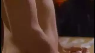 علبة جماعية إباحية لسمية أخذ الأحمال في كل فتحة