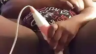 المحترم الأسود يملأ كل الثقوب في جلسة مثلثة صعبة