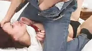 شاب يغتصب بنت وتفقد وعيها