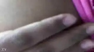 تركيز على أثداء عربية في مقطع إباحي