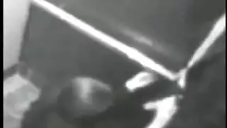 تمص زبة وهو نايم