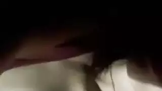 ديمقراطية القضيب الكبير: الفحل الفائز يضرب ويأخذ البذرة