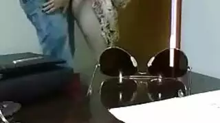 مصري زانق زميلته صاحبته