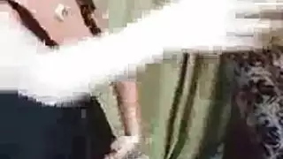 رقص مثير يتطور إلى جنس جماعي صريح