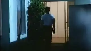 جمال داكن ناحل يأخذ جنس أصابع قاسي