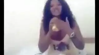 سكس البنت نايمة عارية نيك ساخين