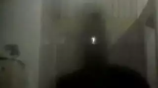 فرج سارة جي يتمدد بواسطة مضاجع عدواني