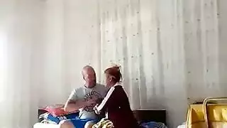 سكس وحده تروح لي جرها يفشخها