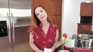 تحول جنسي صريح و إثارة مع أمي