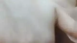 فيتيش صعب: فتاة مصرية تطلب الجنس الشرجي ومص الأصابع