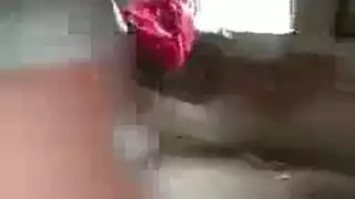 دمى جنس سوداء تقدم عروضًا إباحية قاسية مع ألعاب اختراق مزدوج