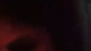 فتيات جامحات يصبحن قذرات: تأوهات صريحة، لحس فرج وعمل خشن