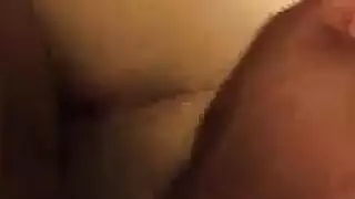 رجل مع جاره مطلقة