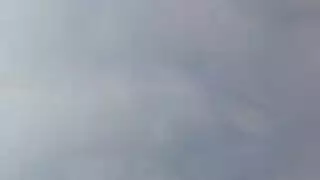 تحتاج المرأة الناضجة ، والمرأة الناضجة إلى اللعنة الجيدة قبل شهرها ، لأن رئيسها توقف