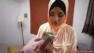 اغطصاب عنف محجبة في الغابة