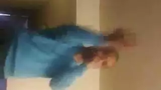 حين خصية ابرة