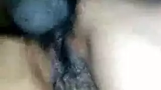 الألعاب الجنسية داخل طيرها المشعر