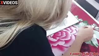 ساقان تشيكيتان تمارسان الجنس مع جيني في مشهد ثلاثي جامح