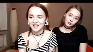 مساعدة امي في تمرينها